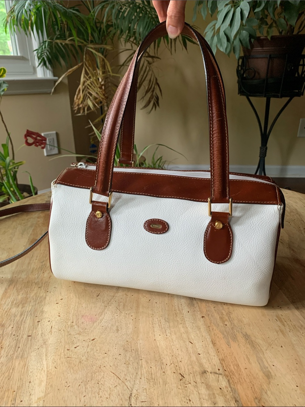BALLY -  White and Brown Leather Shoulder Two-way Bag